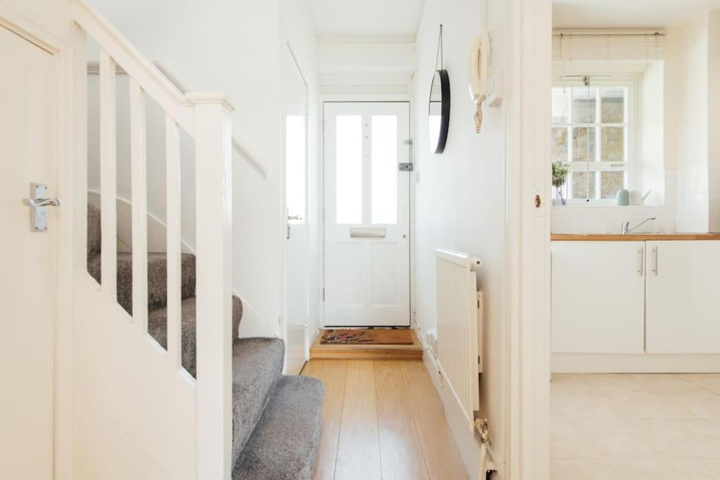 Charming 2 Bedroom Flat In The Heart Of Kings Cross, London Exteriör bild
